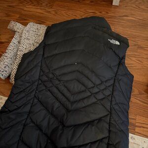 The North Face Vest – Lightweight Insulated Outdoor Layer | $30 Deal!